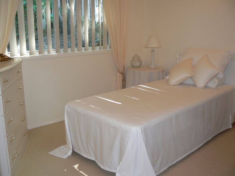 12 Malekula Rise, Pacific Pines QLD 4211