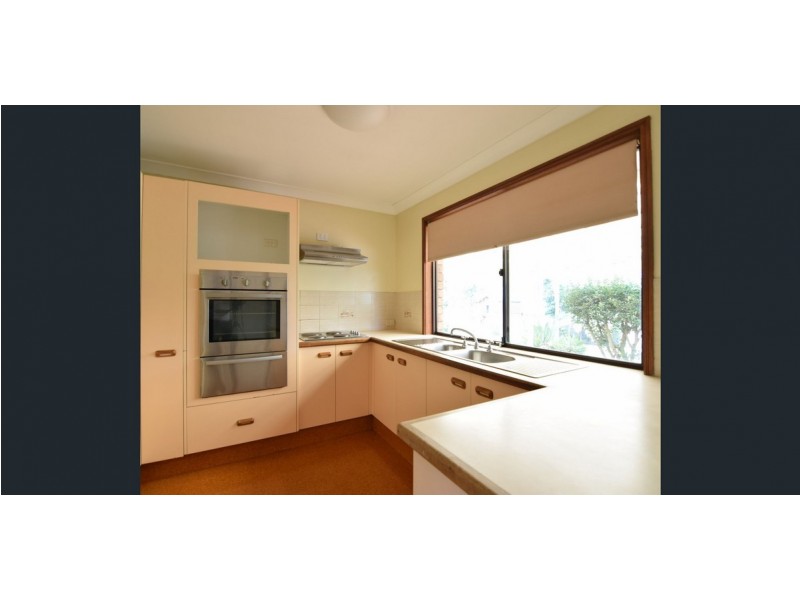 13 Ridgevale Drive, Helensvale QLD 4212