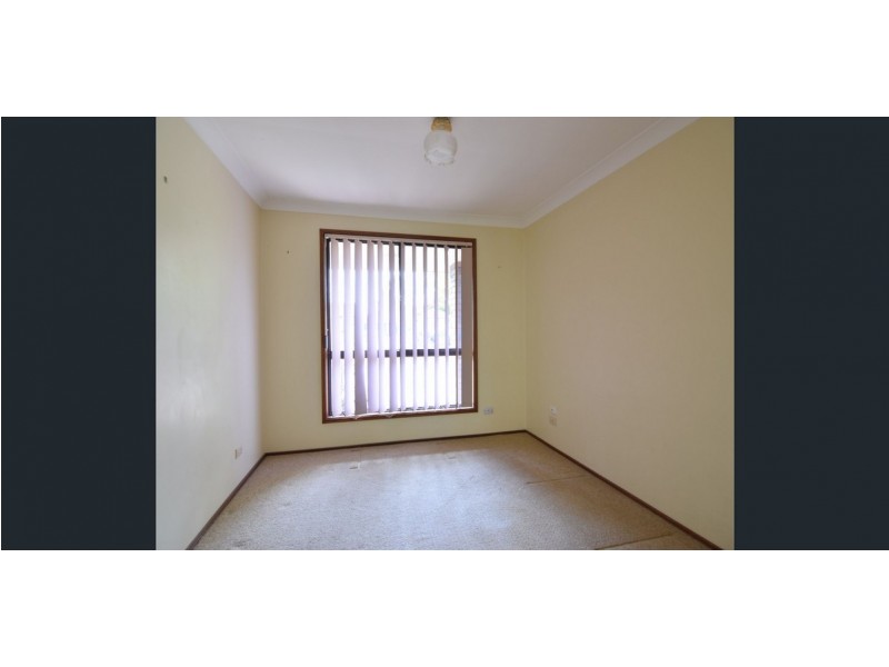 13 Ridgevale Drive, Helensvale QLD 4212