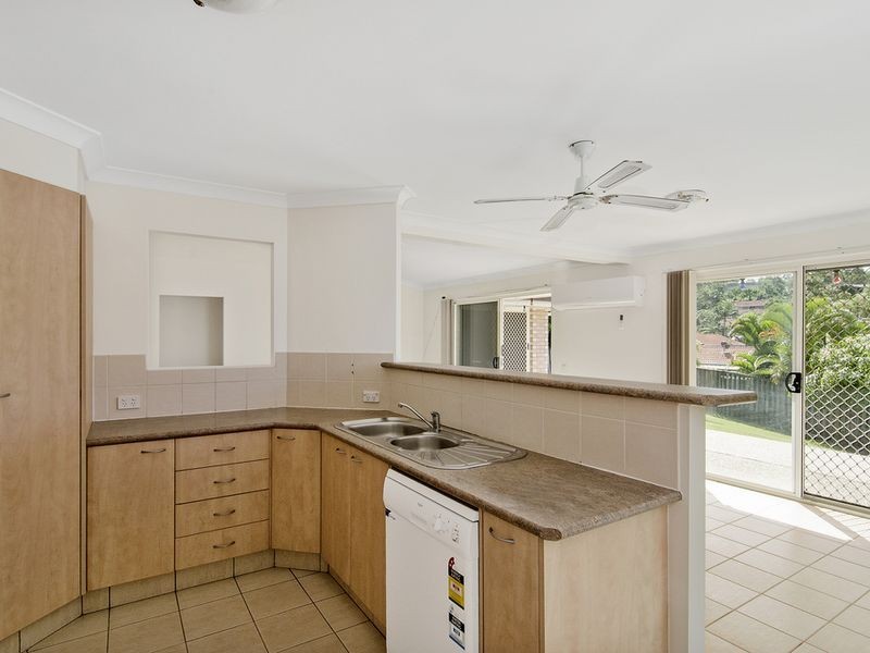 11 Papara Street, Pacific Pines QLD 4211