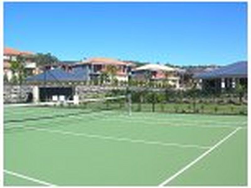 1/31 Archipelago Street, Pacific Pines QLD 4211