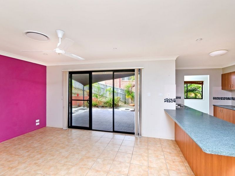 27 Keneally Street, Maudsland QLD 4210