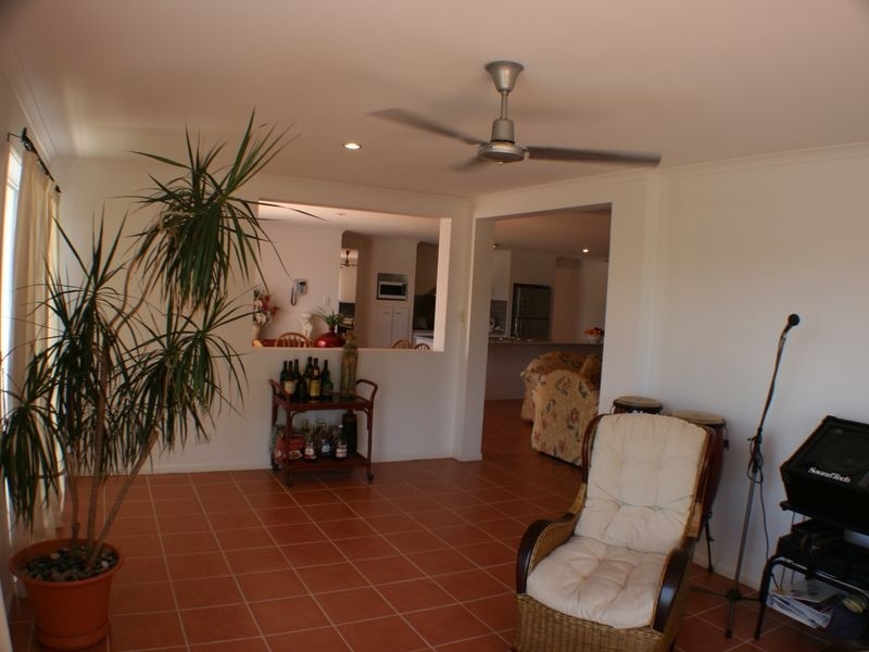 17 Catchlove Street, Maudsland QLD 4210