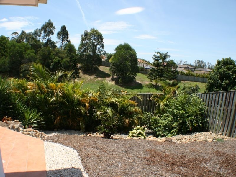 17 Catchlove Street, Maudsland QLD 4210