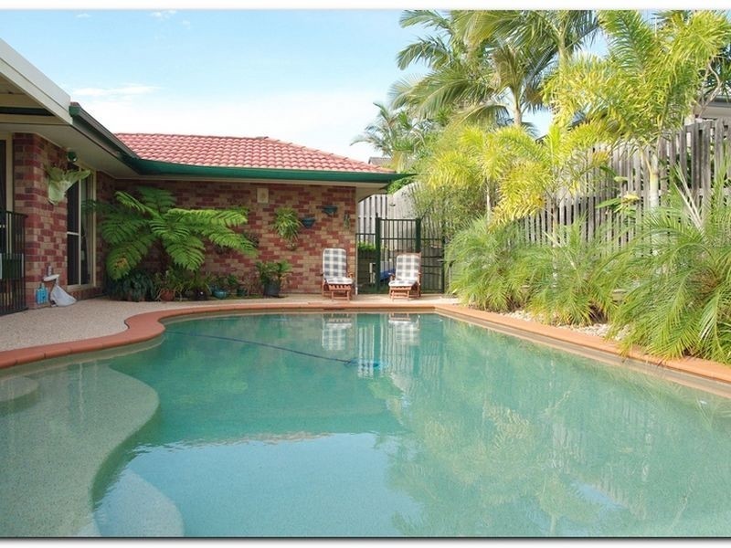 Pacific Pines QLD 4211