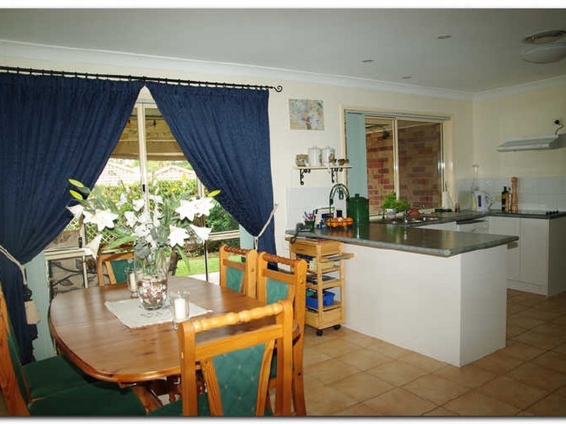 Pacific Pines QLD 4211