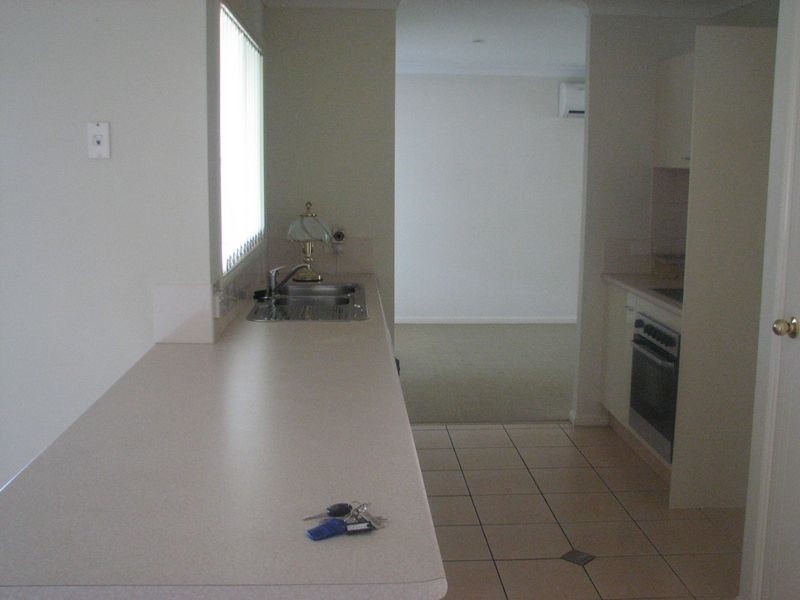 40 Maloney Street, Pacific Pines QLD 4211