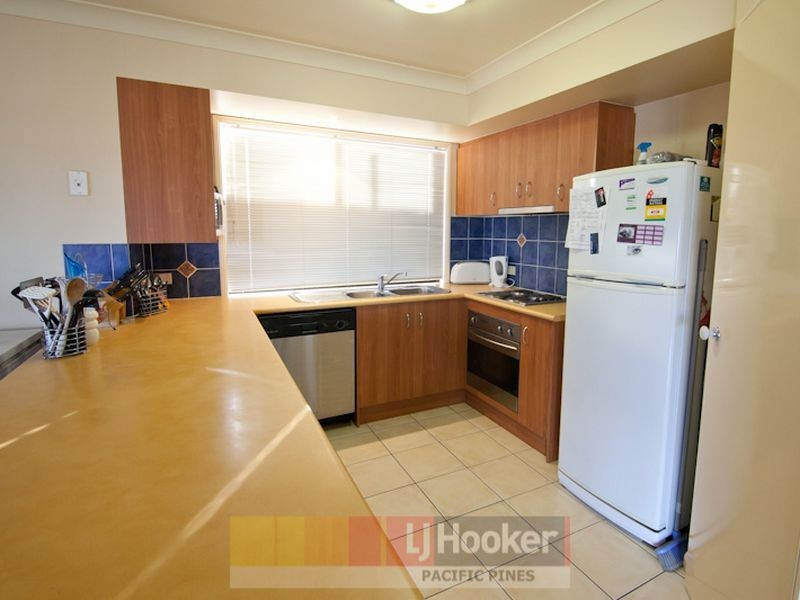 7 Palm Street, Pacific Pines QLD 4211