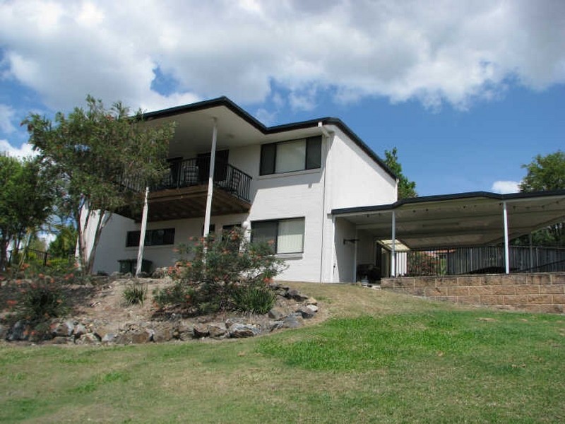 52 Palmerston Drive, Oxenford QLD 4210