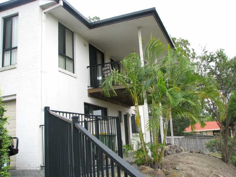 52 Palmerston Drive, Oxenford QLD 4210