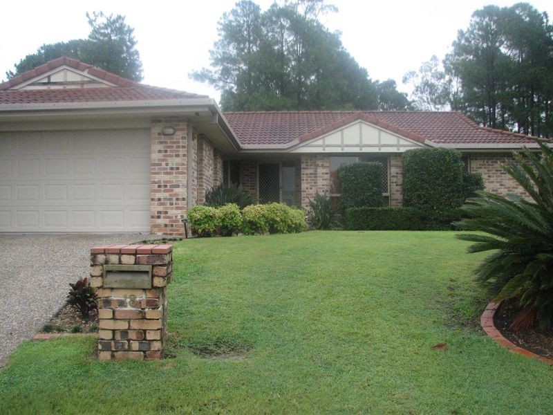 18 Mapia Rise, Pacific Pines QLD 4211