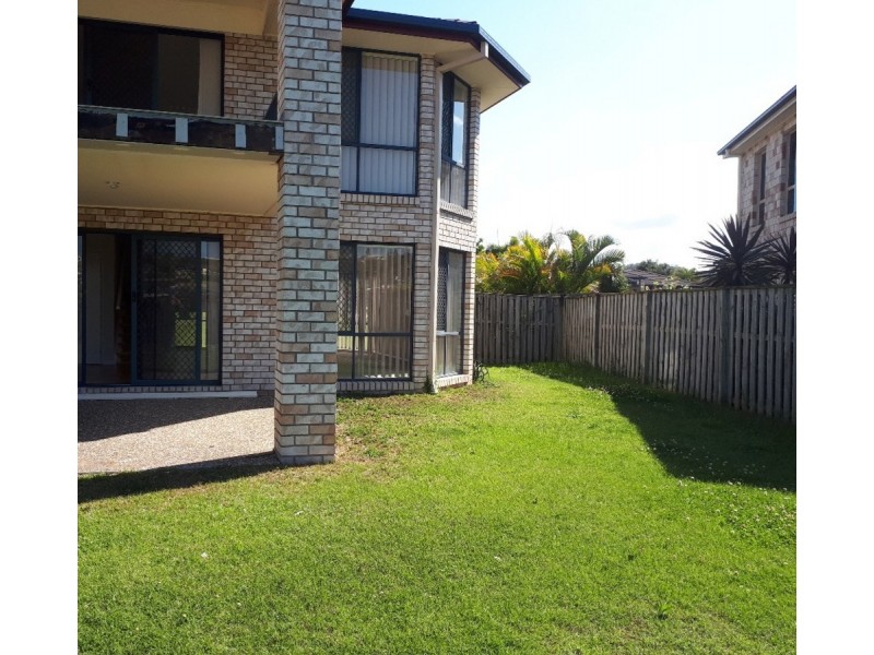 17 Beerwah Street, Pacific Pines QLD 4211