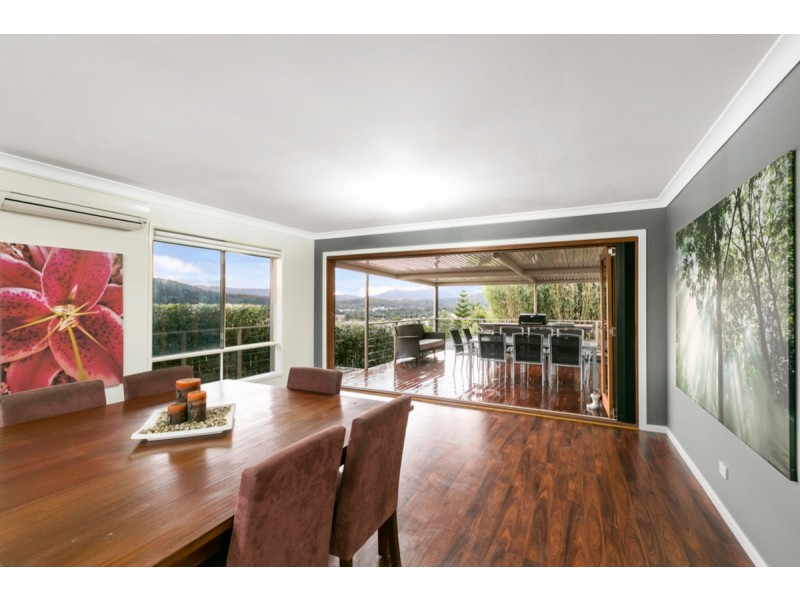 26 Taske Rise, Pacific Pines QLD 4211