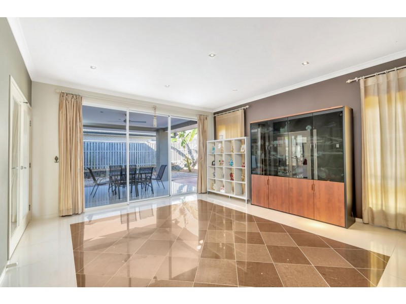 22 Willunga Street, Pacific Pines QLD 4211