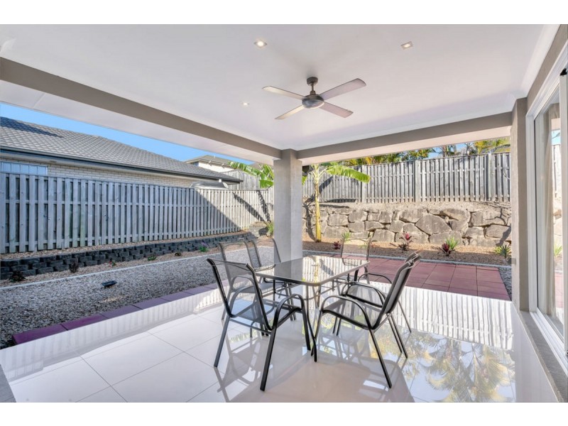 22 Willunga Street, Pacific Pines QLD 4211