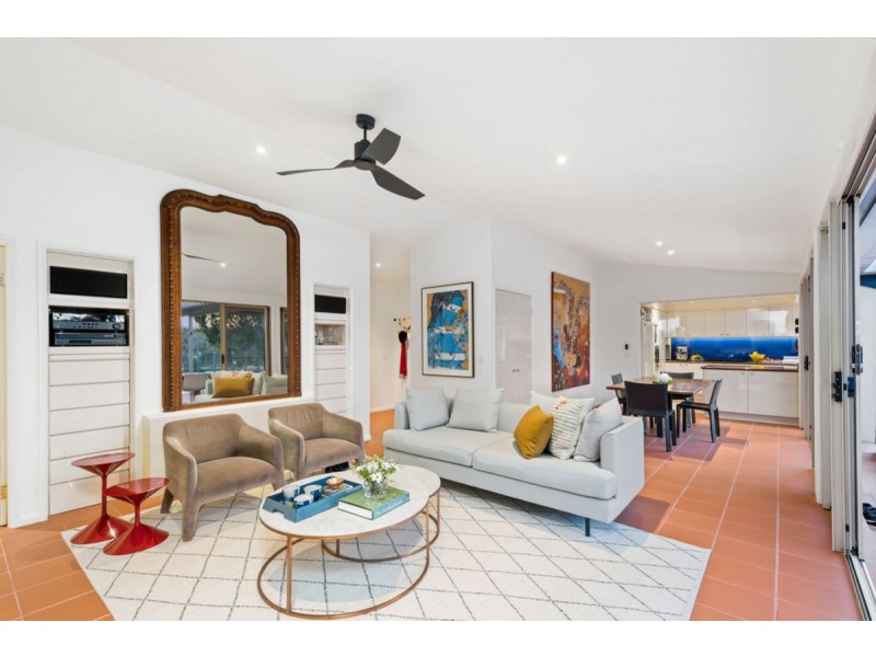 17 Morfantaine Terrace, Parkwood QLD 4214