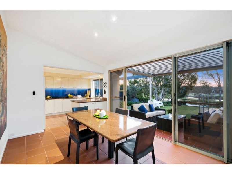 17 Morfantaine Terrace, Parkwood QLD 4214