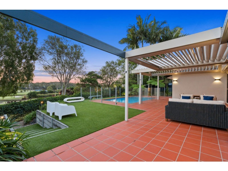 17 Morfantaine Terrace, Parkwood QLD 4214