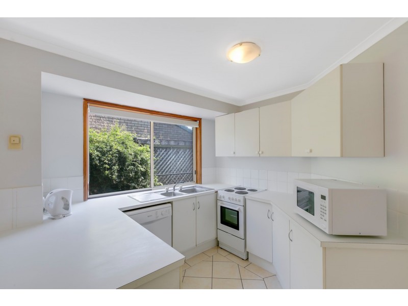 64 Studio Drive, Oxenford QLD 4210