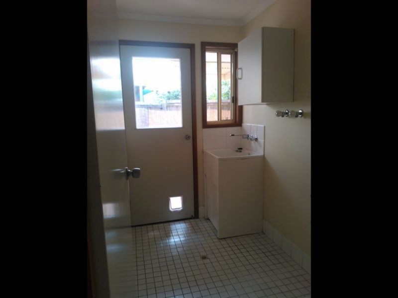 64 Studio Drive, Oxenford QLD 4210