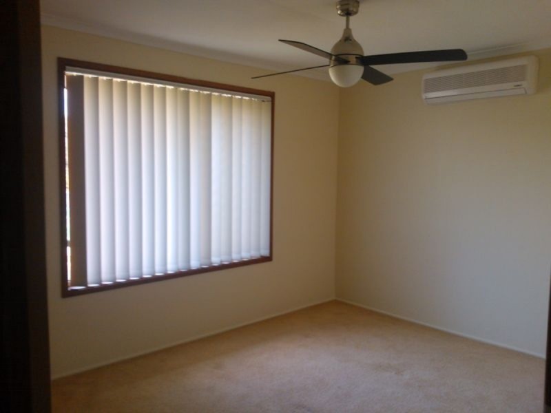 64 Studio Drive, Oxenford QLD 4210