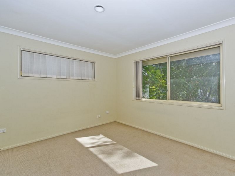 31 Trade Winds Drive, Helensvale QLD 4212