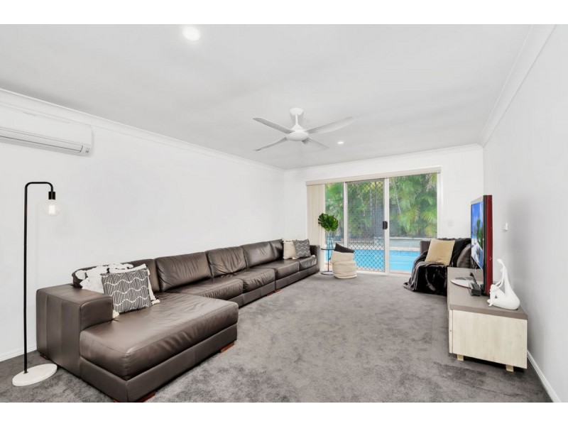 44 Missouri Way, Oxenford QLD 4210