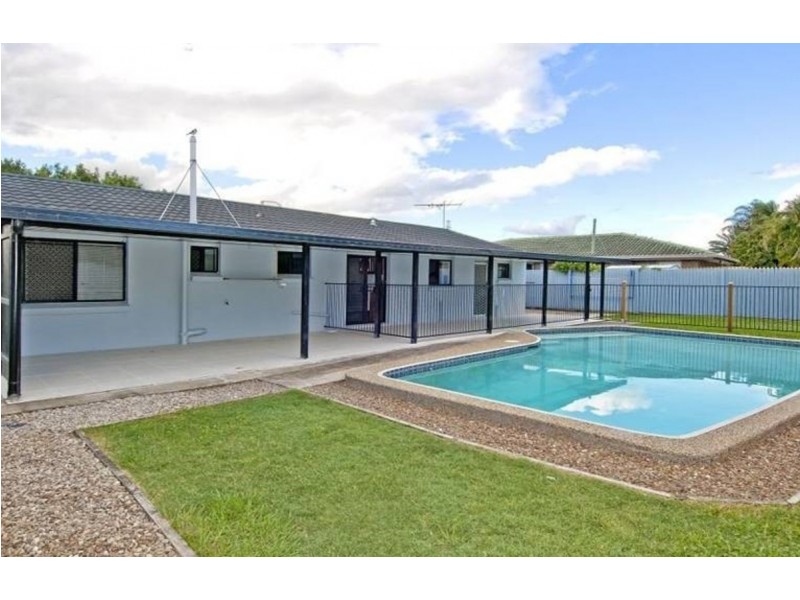 32 Glendevon Crescent, Mount Warren Park QLD 4207