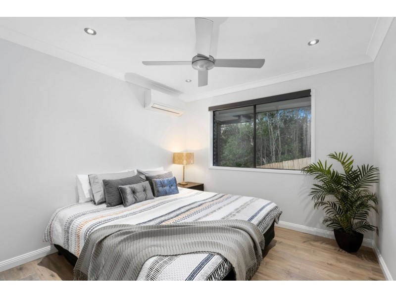 54 Davis Cup Court, Oxenford QLD 4210