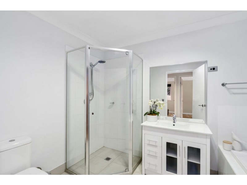 54 Davis Cup Court, Oxenford QLD 4210