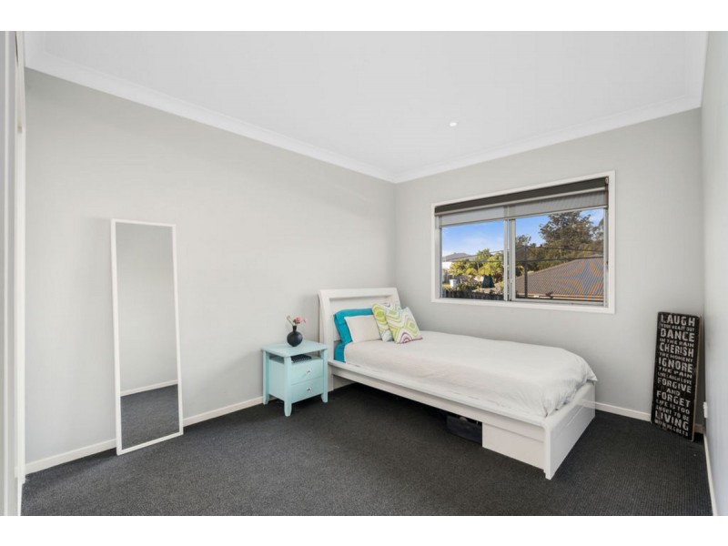 16 Northern Skies Terrace, Maudsland QLD 4210