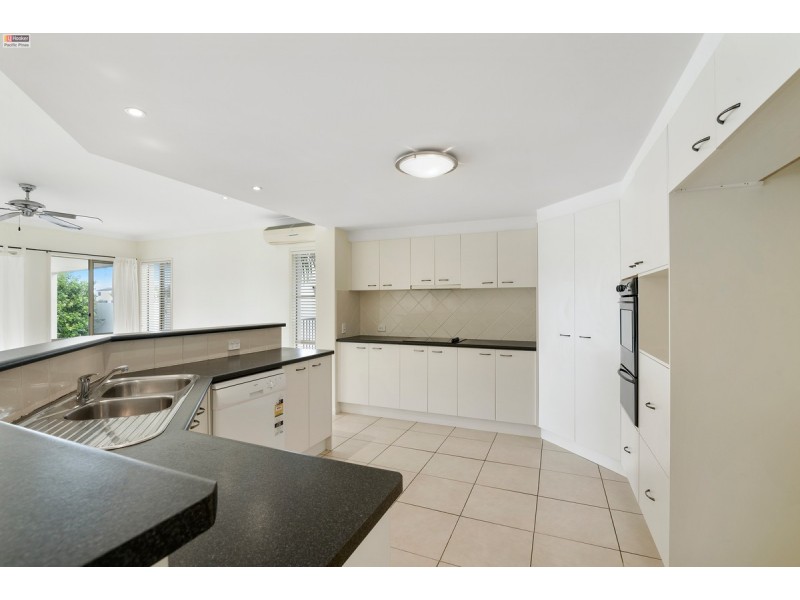26 Prosperity Drive, Helensvale QLD 4212