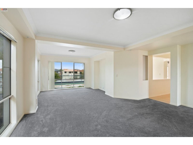 26 Prosperity Drive, Helensvale QLD 4212