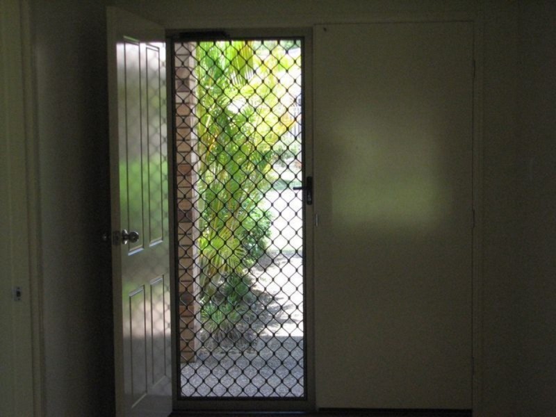 24 Victoria Drive, Pacific Pines QLD 4211