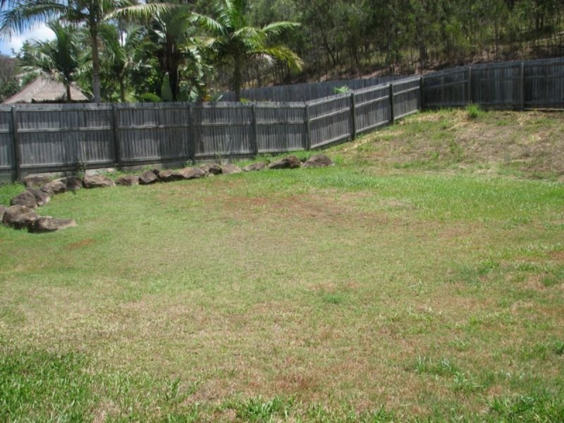 24 Victoria Drive, Pacific Pines QLD 4211