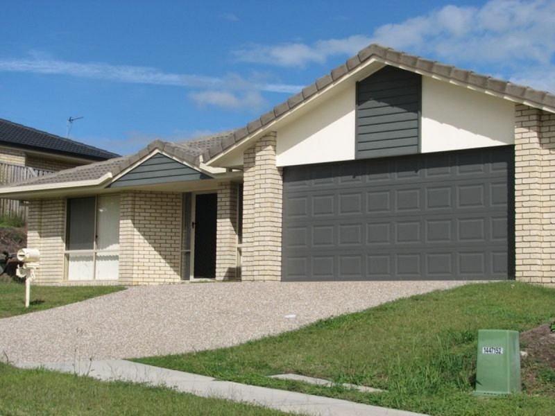 5 Wellers Street, Pacific Pines QLD 4211