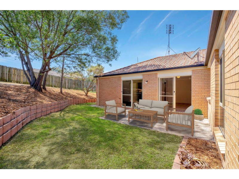 5 Matzia Avenue, Pacific Pines QLD 4211