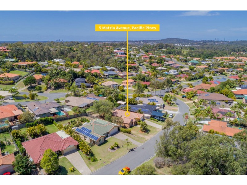 5 Matzia Avenue, Pacific Pines QLD 4211