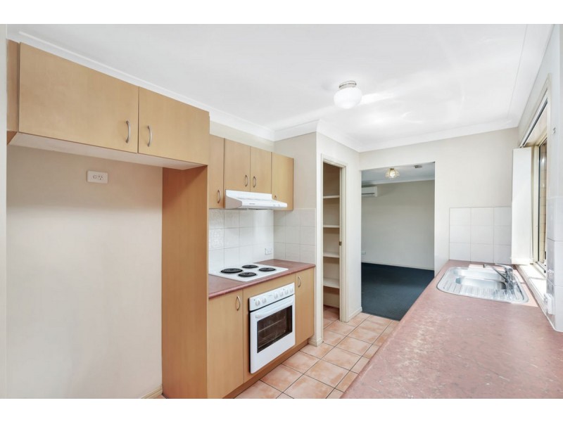 5 Matzia Avenue, Pacific Pines QLD 4211