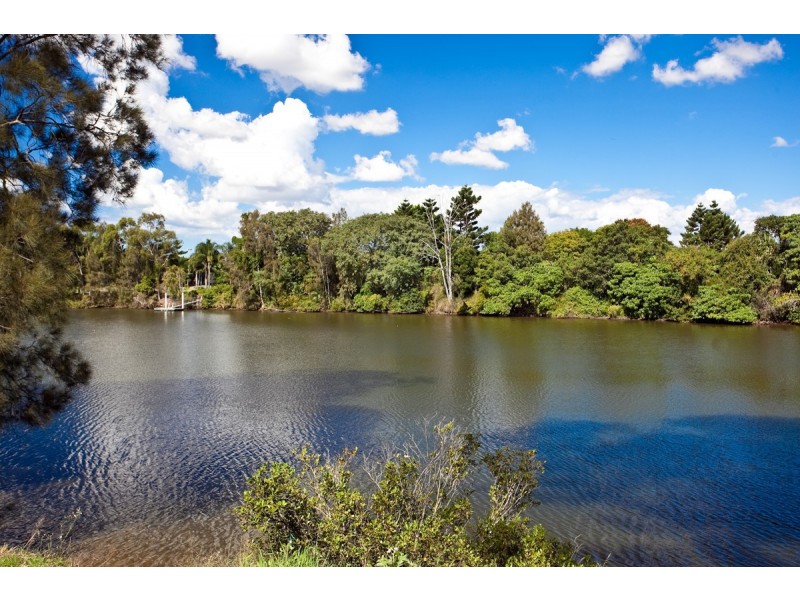 1/1 Riverwood Drive, Ashmore QLD 4214