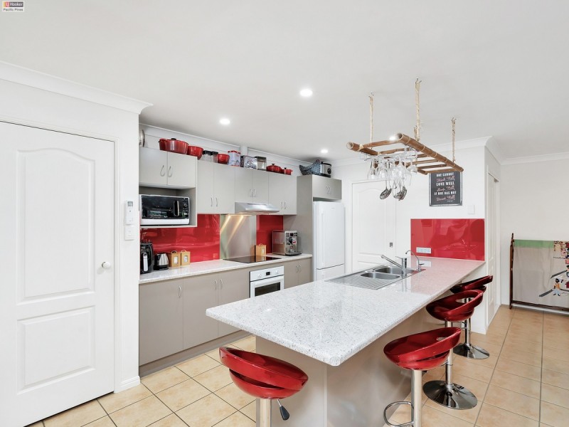 26 Catchlove Street, Maudsland QLD 4210