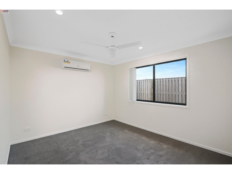 63 Hill Drive, Pimpama QLD 4209
