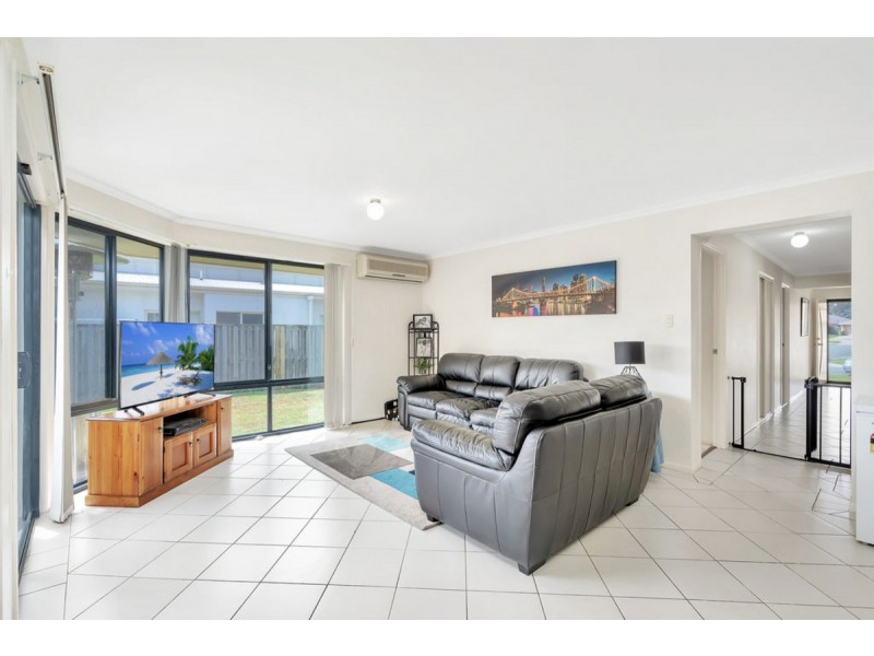 8 Ansett Way, Upper Coomera QLD 4209