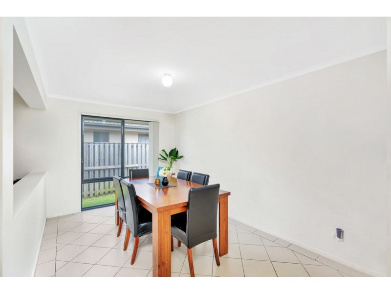 8 Ansett Way, Upper Coomera QLD 4209