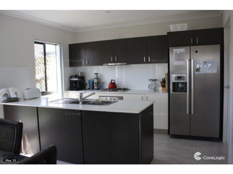 2 Rise Circuit, Pacific Pines QLD 4211
