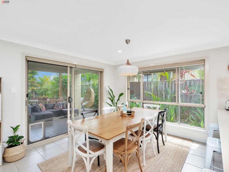 6 Orara Street, Pacific Pines QLD 4211