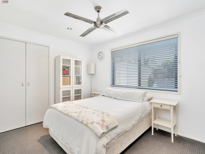 56 Studio Drive, Oxenford QLD 4210