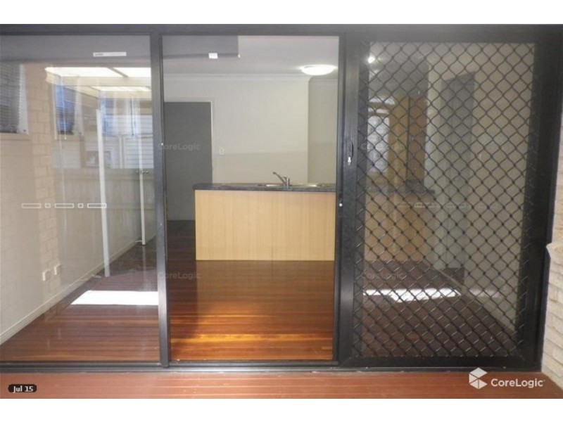 2/75 Stevens Street, Southport QLD 4215