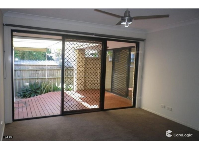 2/75 Stevens Street, Southport QLD 4215