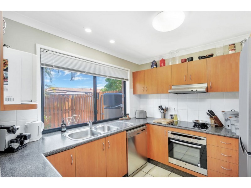 33/141 Pacific Pines Boulevard, Pacific Pines QLD 4211